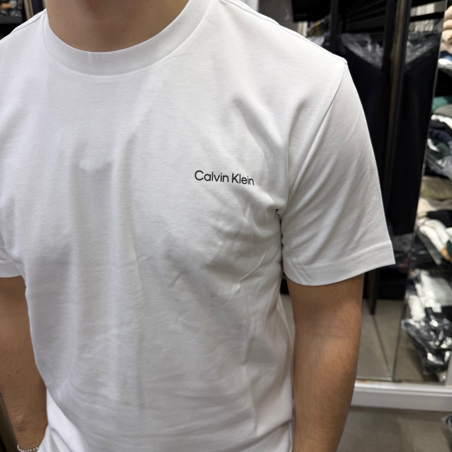T-SHIRT CALVIN KLEIN