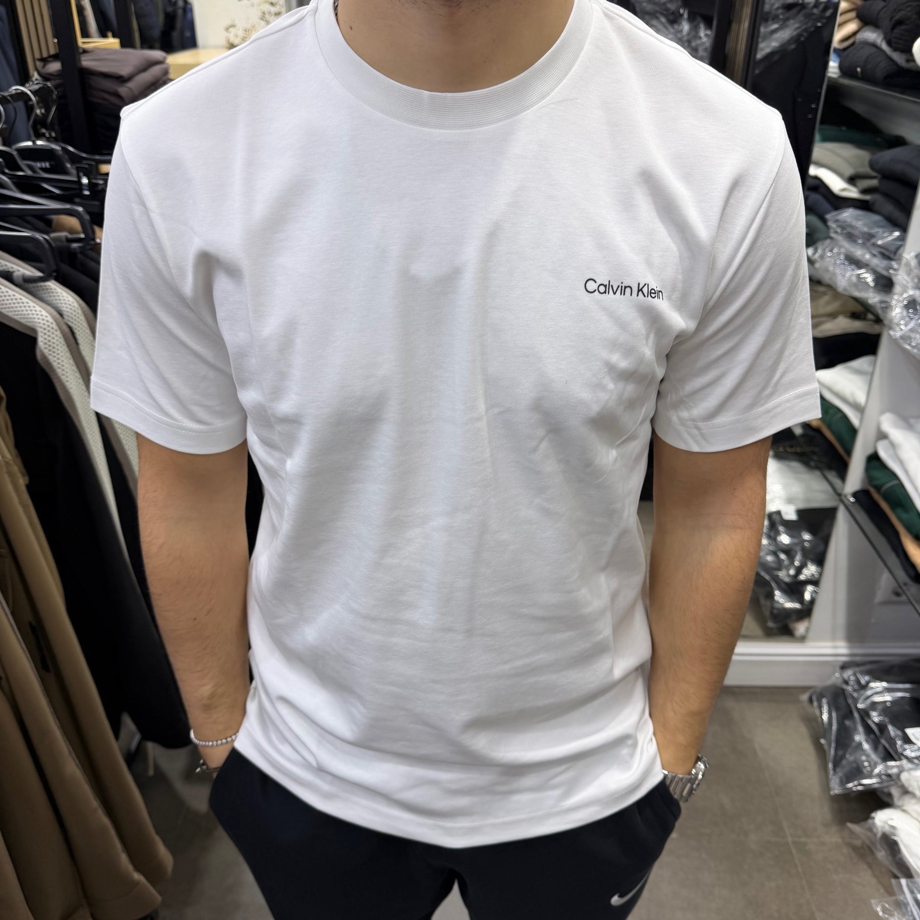 T-SHIRT CALVIN KLEIN