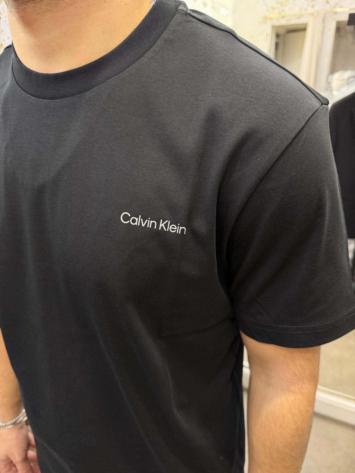 T-SHIRT CALVIN KLEIN