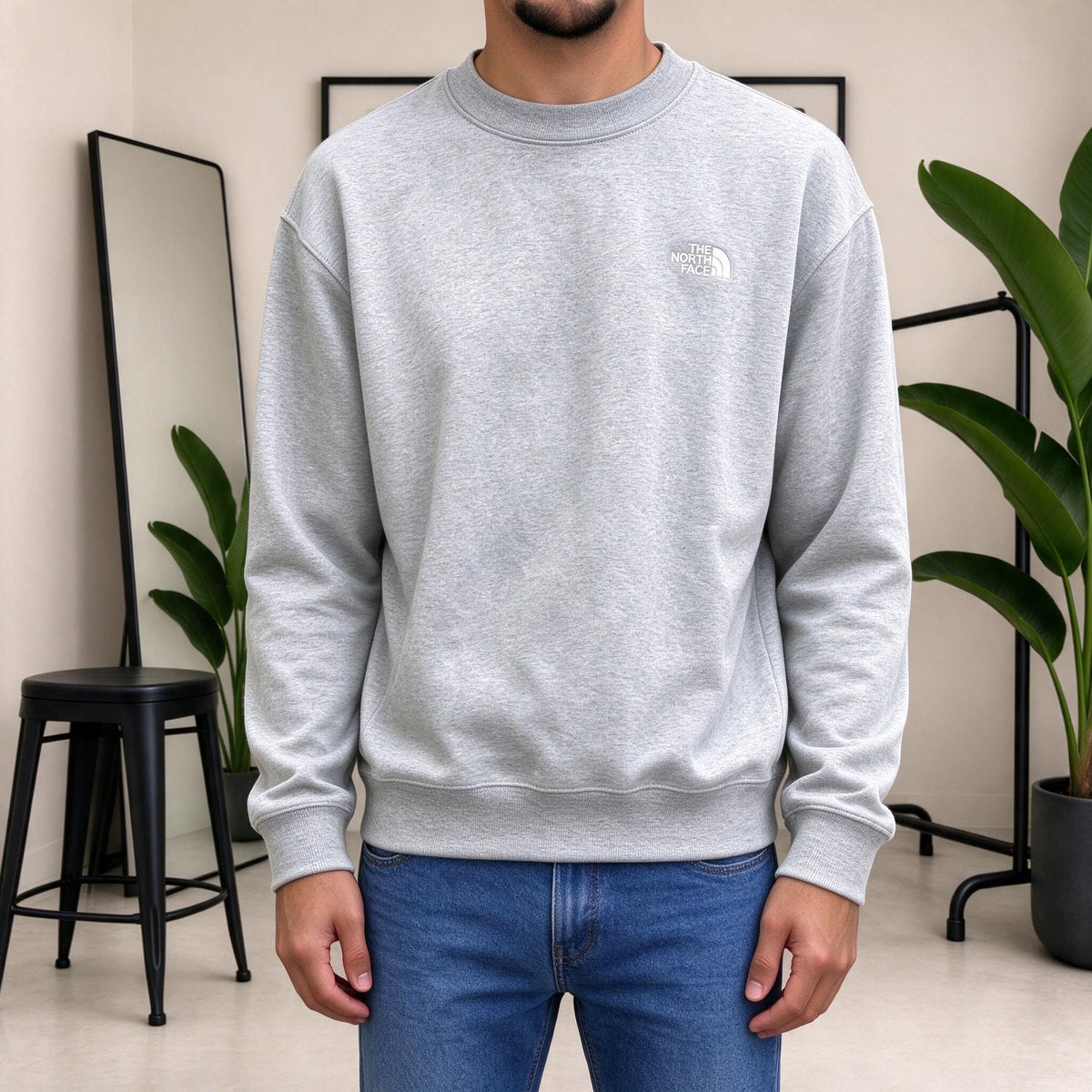 Felpa girocollo grigio mélange The North Face – dettaglio logo ricamato