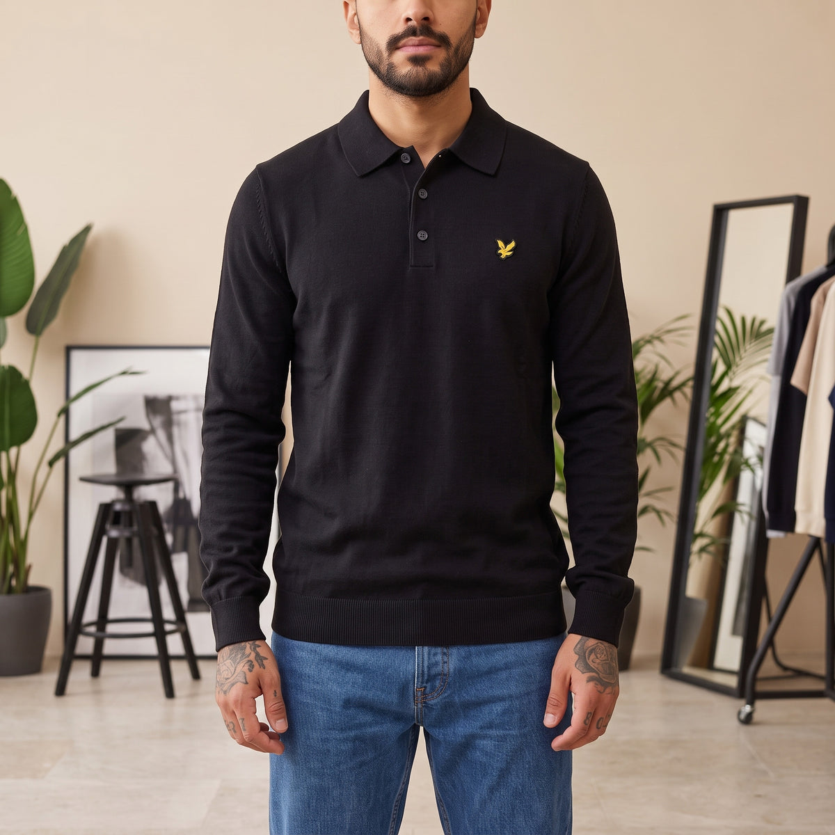 Maglia polo a maniche lunghe nera Lyle & Scott – dettaglio